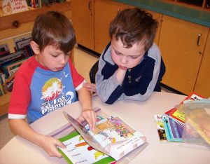 3313160816_a5d9b9676d_c